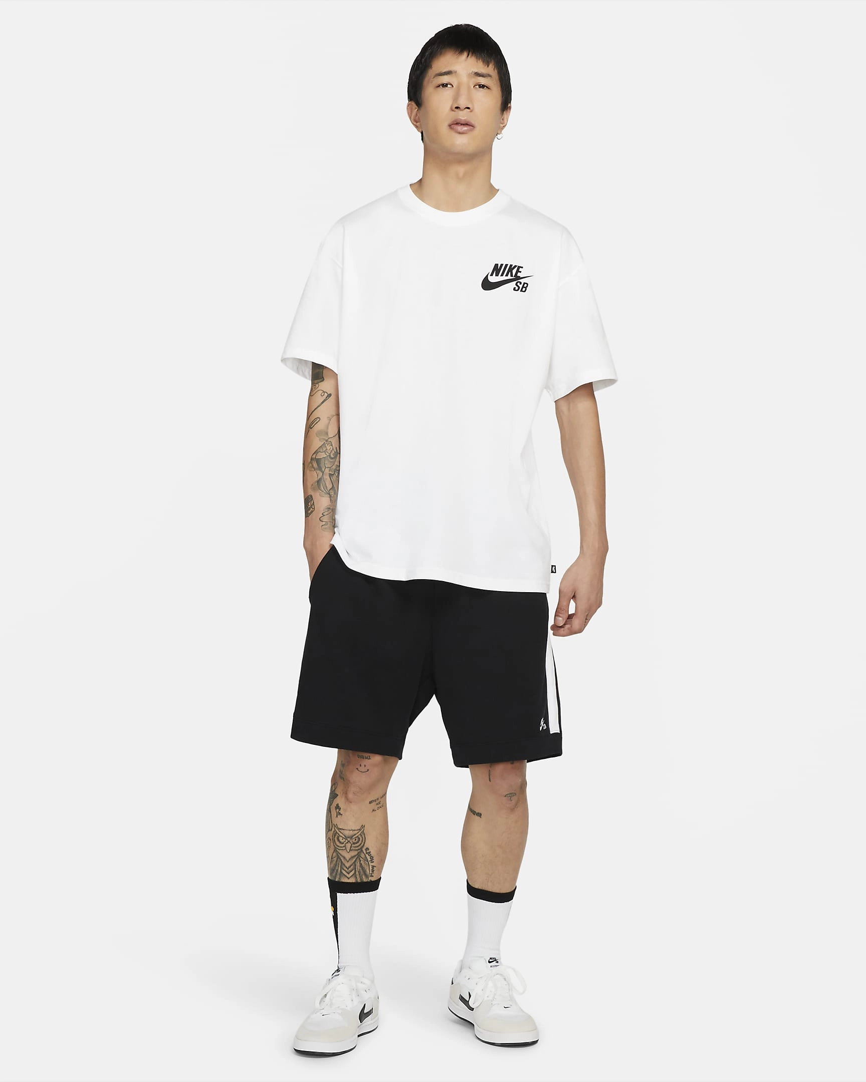 Nike SB Logo T-Shirt - Danmarks Ultimative Skatetøj!